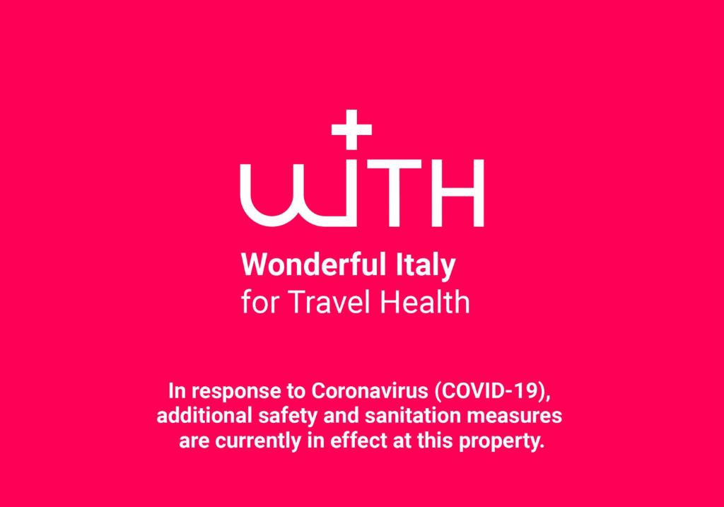 Bibi Apartment & Suite with Jacuzzi by Wonderful Italy room 4